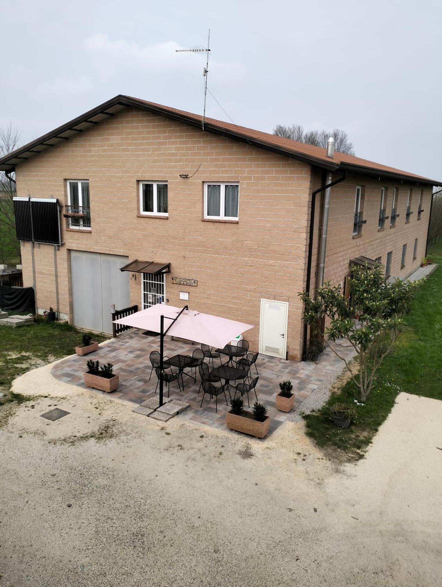 Agriturismo Campi Di Grano Roncade Luaran gambar