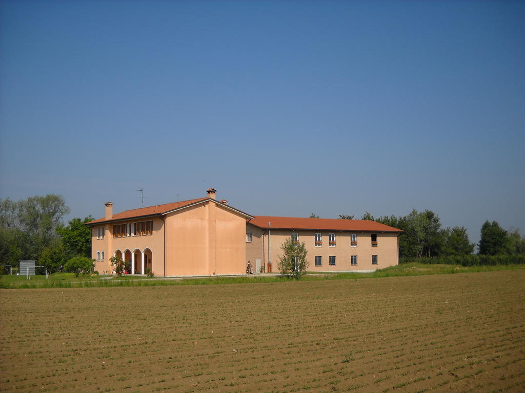 Agriturismo Campi Di Grano Roncade Luaran gambar